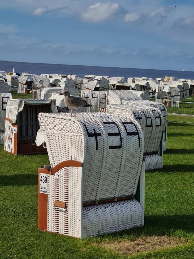 Ferienhaus Nordseeglueck Im Ferienpark Berumbur Eksteriør billede